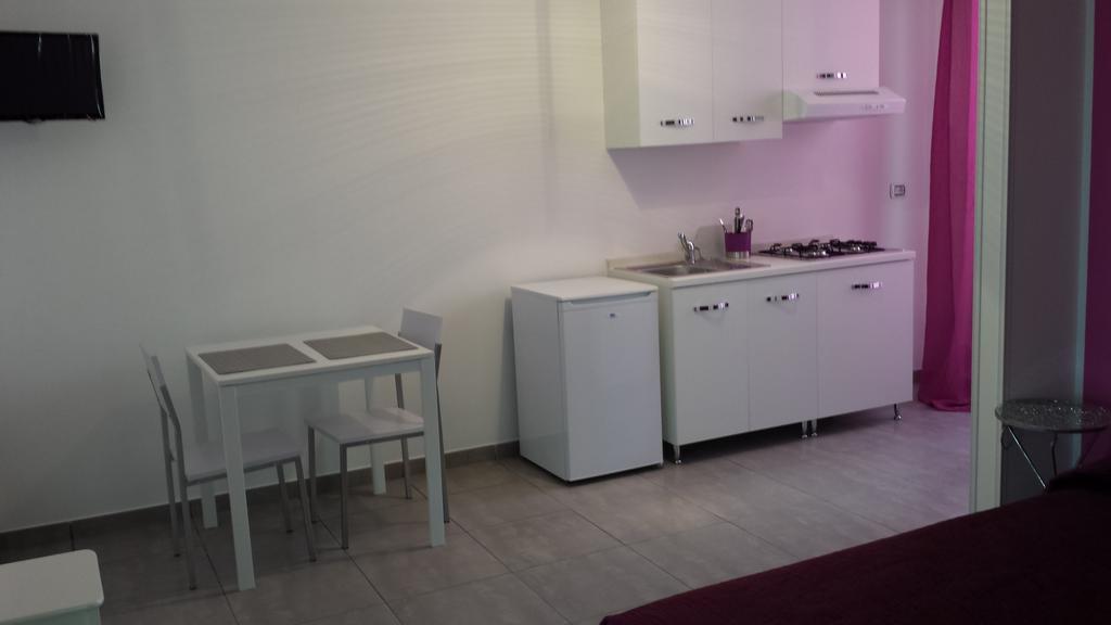 Case Vacanze Iris Uggiano La Chiesa Room photo